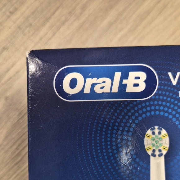 Rechargeable Toothbrush - Picture 3 of 9